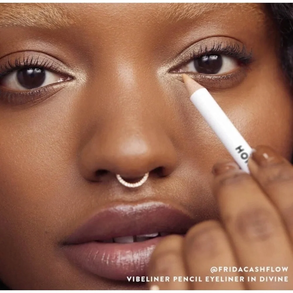 Honest beauty Vibeliner Pencil Eyeliner New in Box in Divine‎